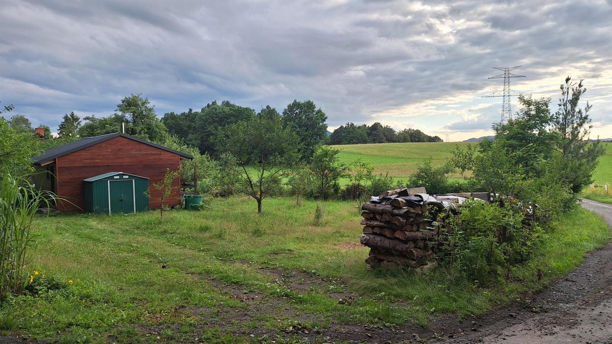 Domek Pod Jabloni Tichá Exteriör bild